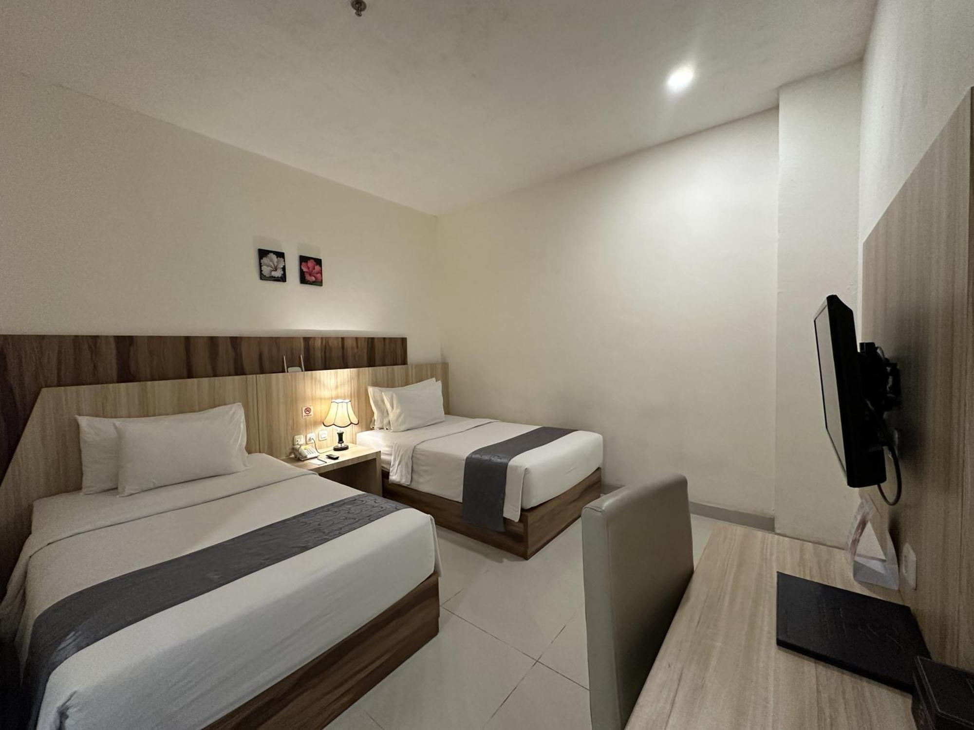 Vega Prime Hotel&Convention Sorong Camera foto