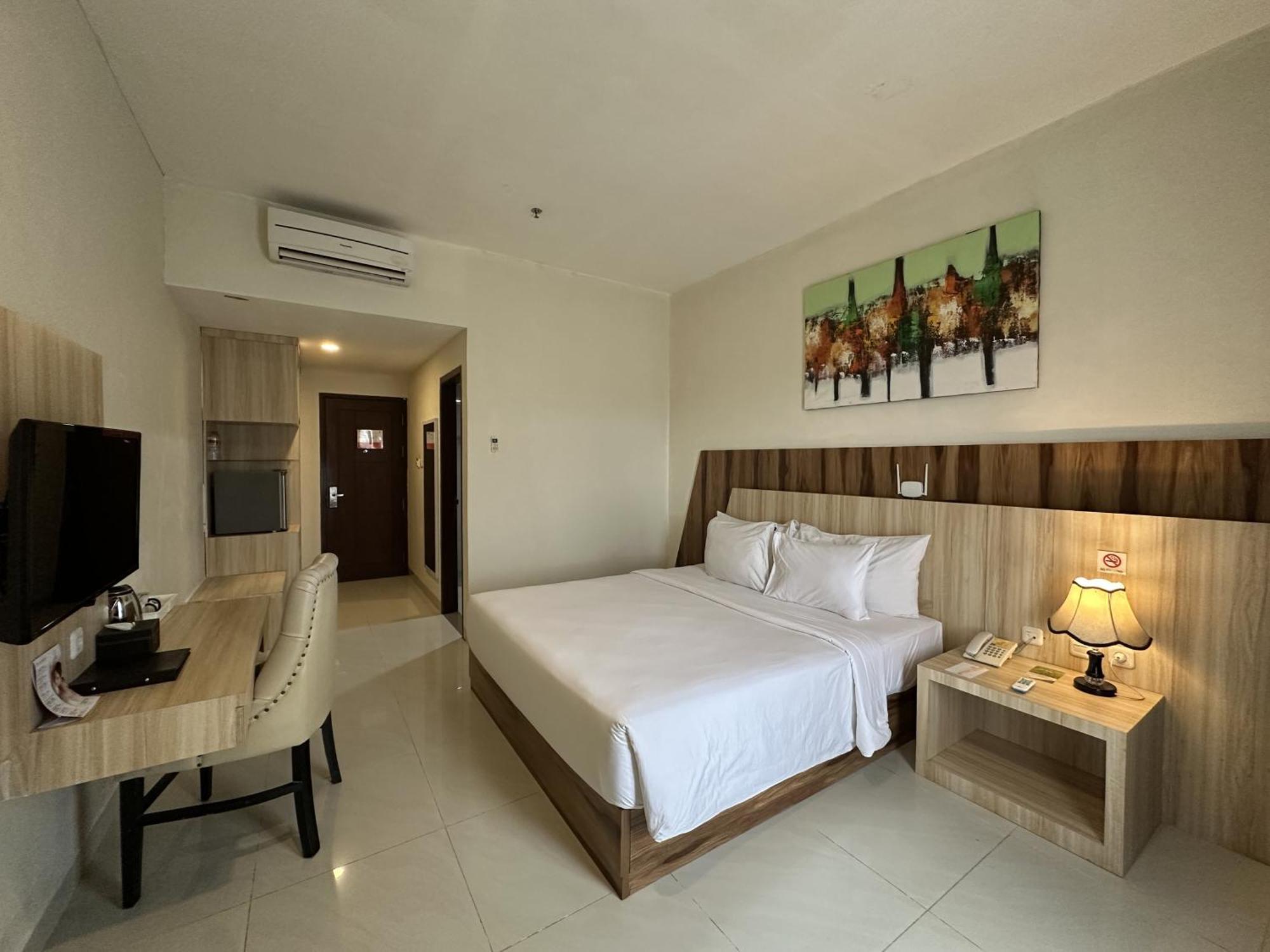 Vega Prime Hotel&Convention Sorong Camera foto