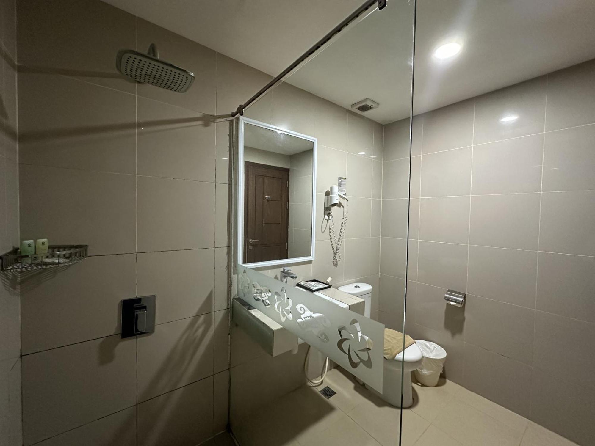 Vega Prime Hotel&Convention Sorong Camera foto